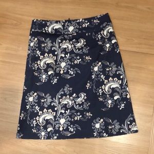 Blue flowery modest  ALine skirt H&M, US 10, 93%Cotton